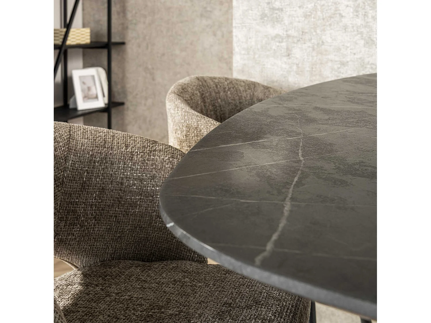 Table de bar ovale danoise à structure croisée - 3D noir marron