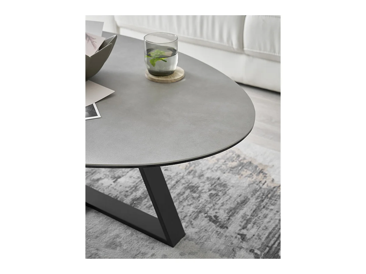 Table basse en verre et céramique coloris gris et métal coloris noir mat -longueur 120 x hauteur 38 x profondeur 70 cm