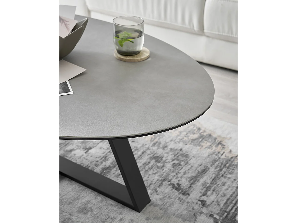 Table basse en verre et céramique coloris gris et métal coloris noir mat -longueur 120 x hauteur 38 x profondeur 70 cm
