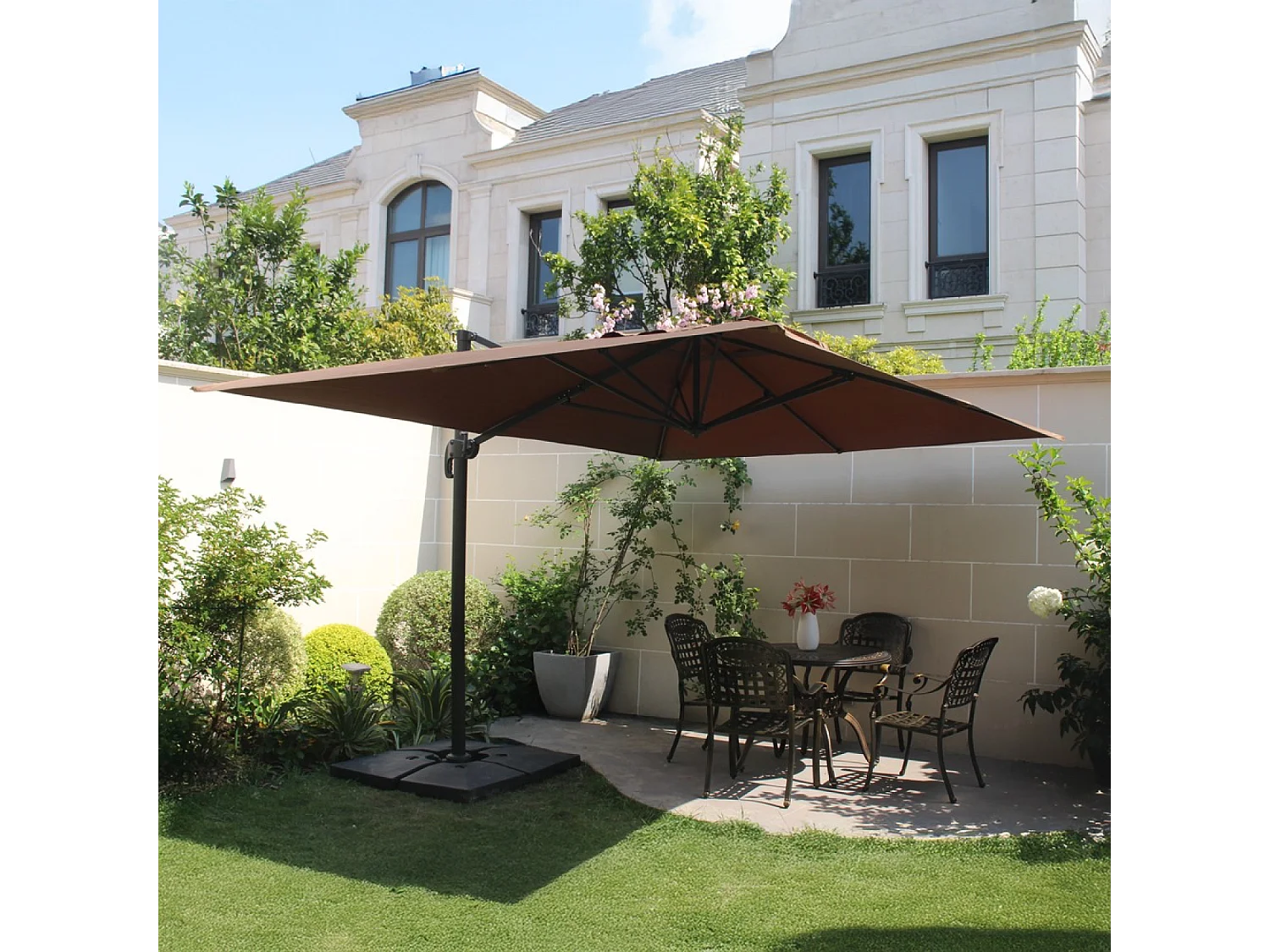 Zweefparasol CESARE bruin 3x4m met tegels om te verzwaren - Sterk aluminium, waterafstotend doek, 360° rotatie