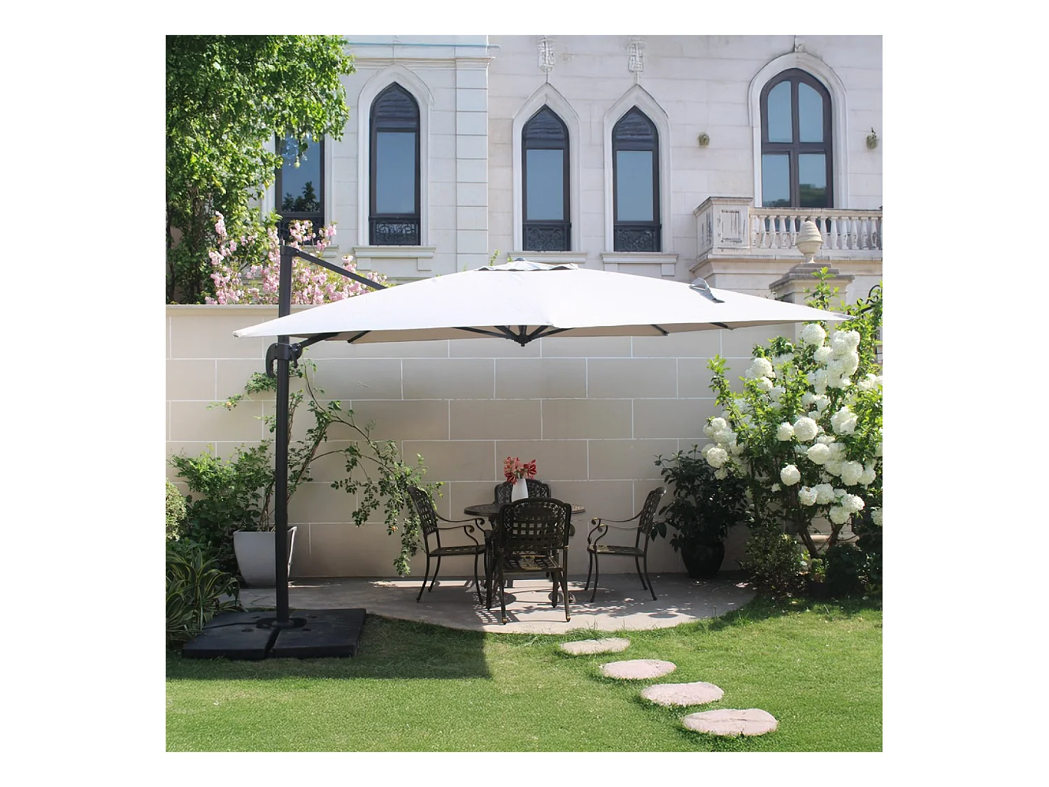 Ensemble parasol écru 3x3m et 4 dalles à lester PALATINO