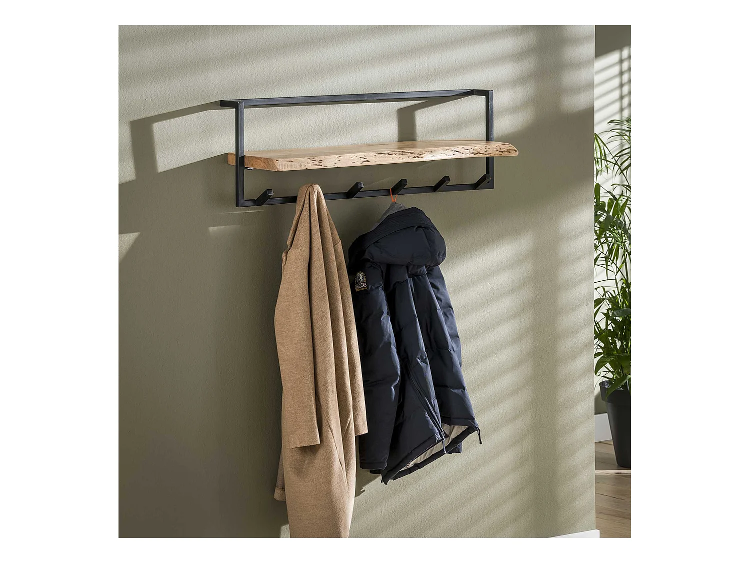 Edge Garderobenständer mit 6 Haken - Grau - Wandgarderobe