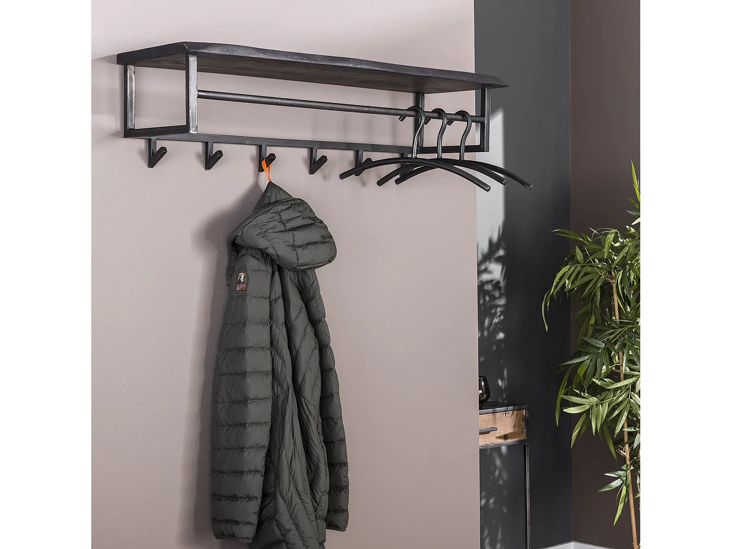 Garderobenständer Yucon - 6 Haken - Hutablage - Akazienholz massiv - schwarz - 100x30x27