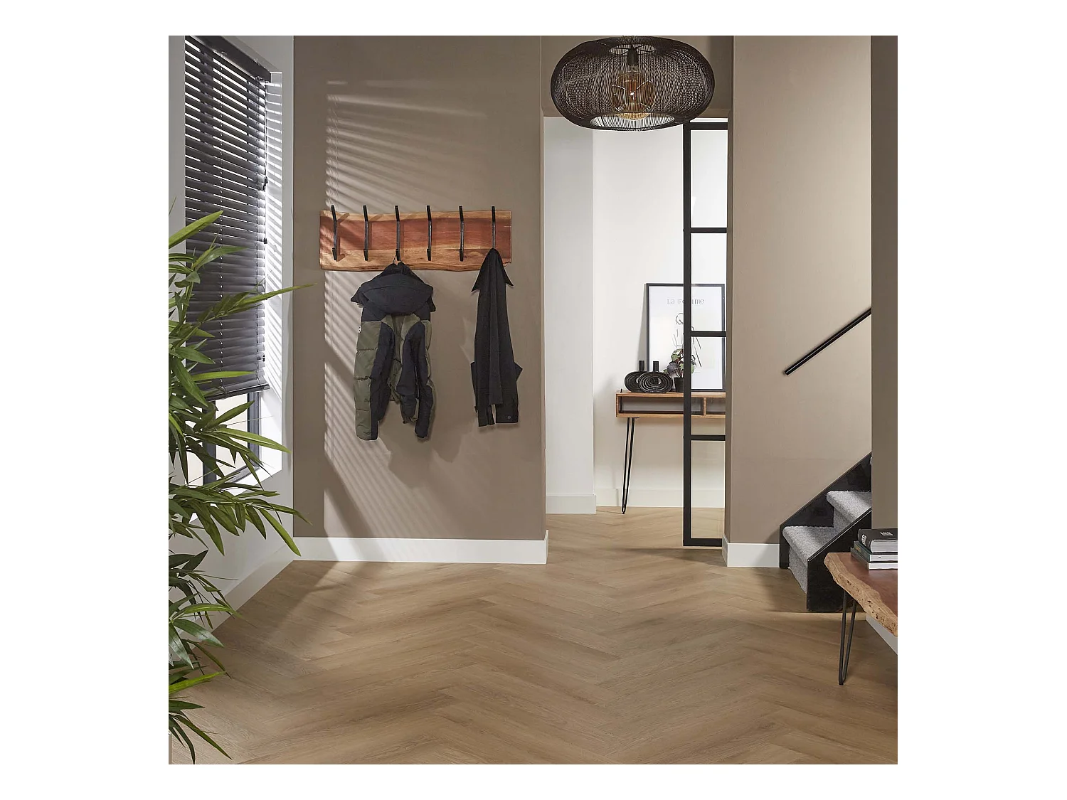 Porte-manteau mural Edge avec 12 crochets - Gris