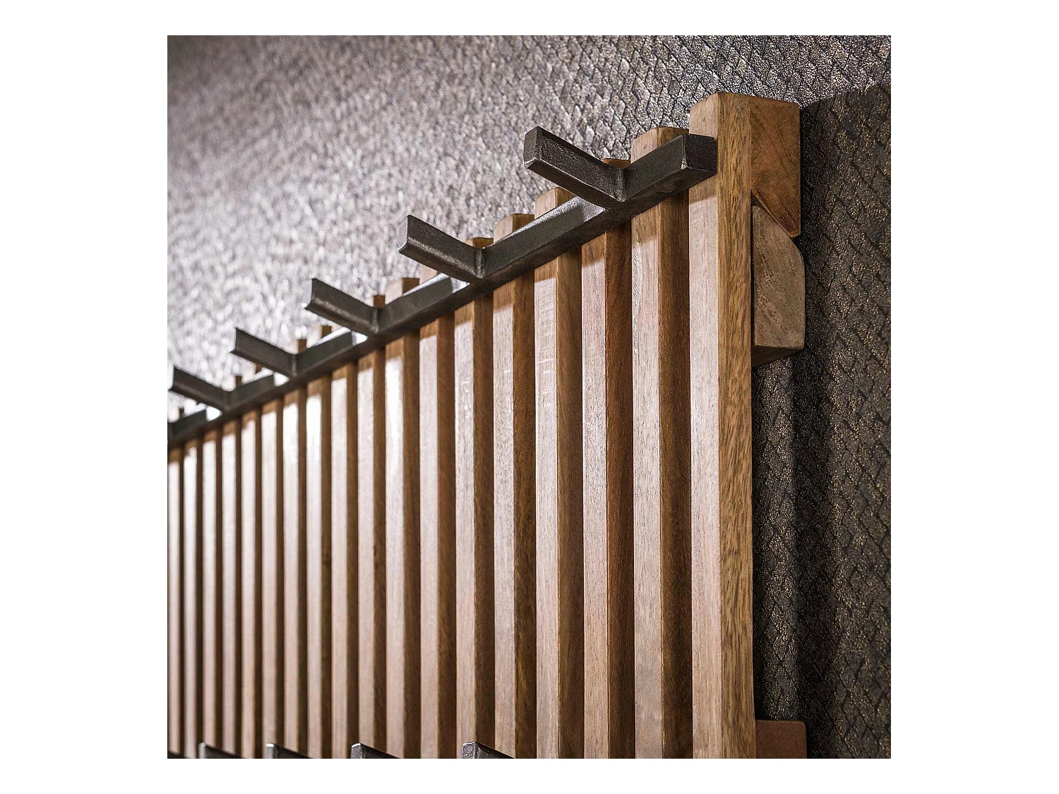 Garderobenständer Tweak - Solide Mango-Sandfarbe - 13 Haken