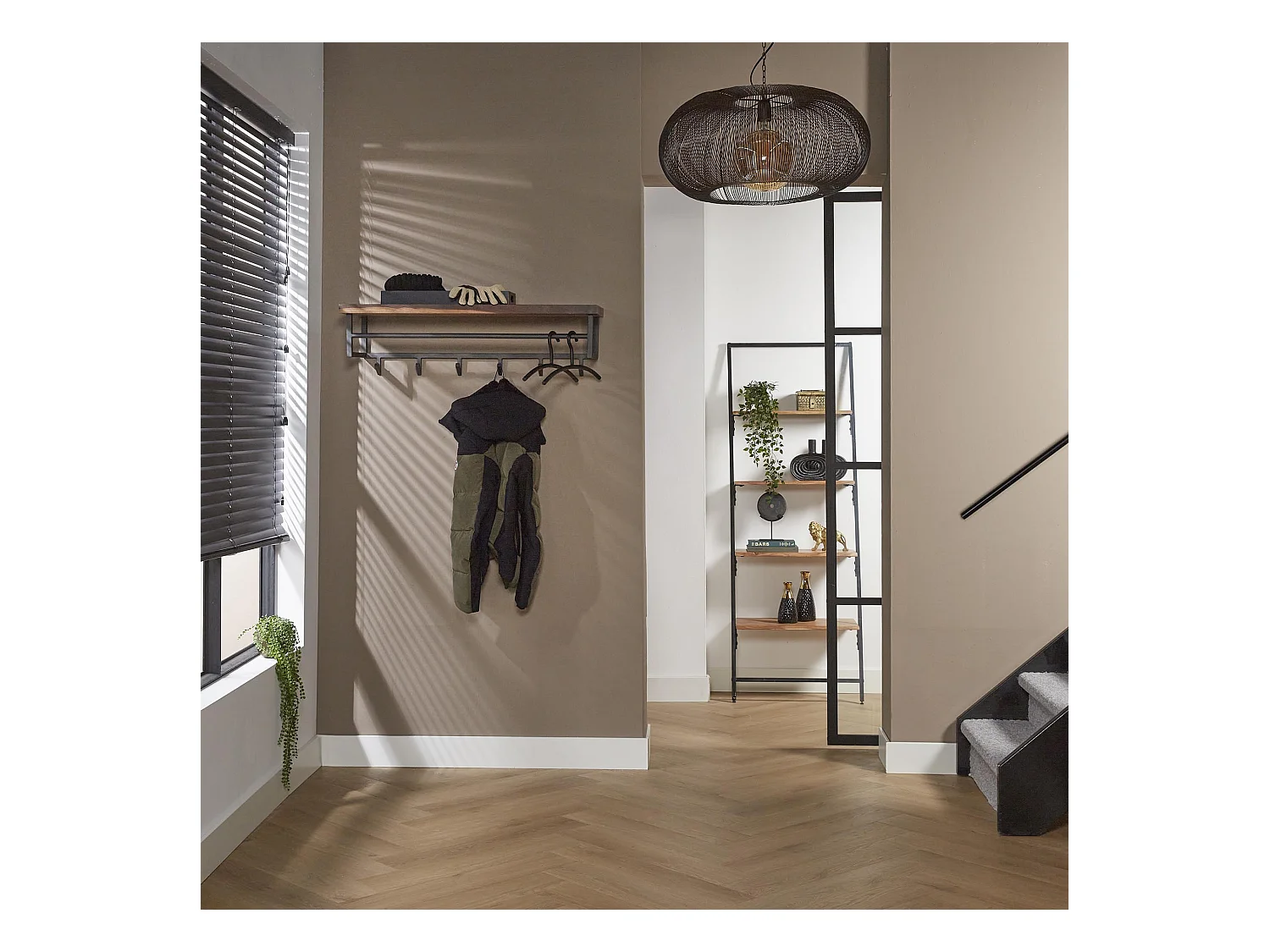 Garderobenständer Daytona mit 6 Haken - Hutablage - Massives Saja-Holz - Braun - 100x30x27