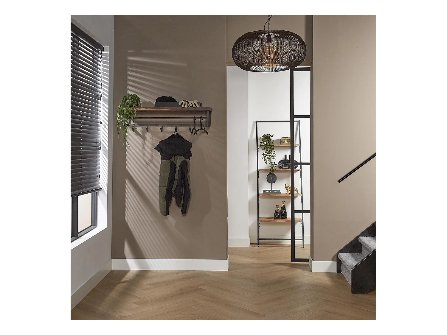 Garderobenständer Daytona mit 6 Haken - Hutablage - Massives Saja-Holz - Braun - 100x30x27