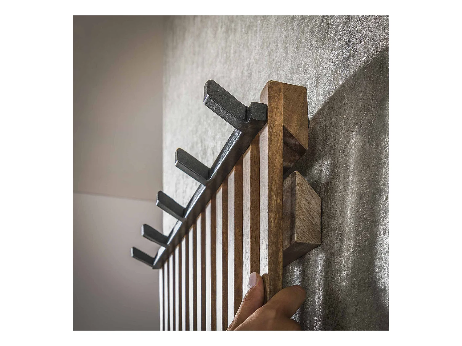 Garderobenständer Tweak - 14 Haken - Mangoholz - Sandfarbe