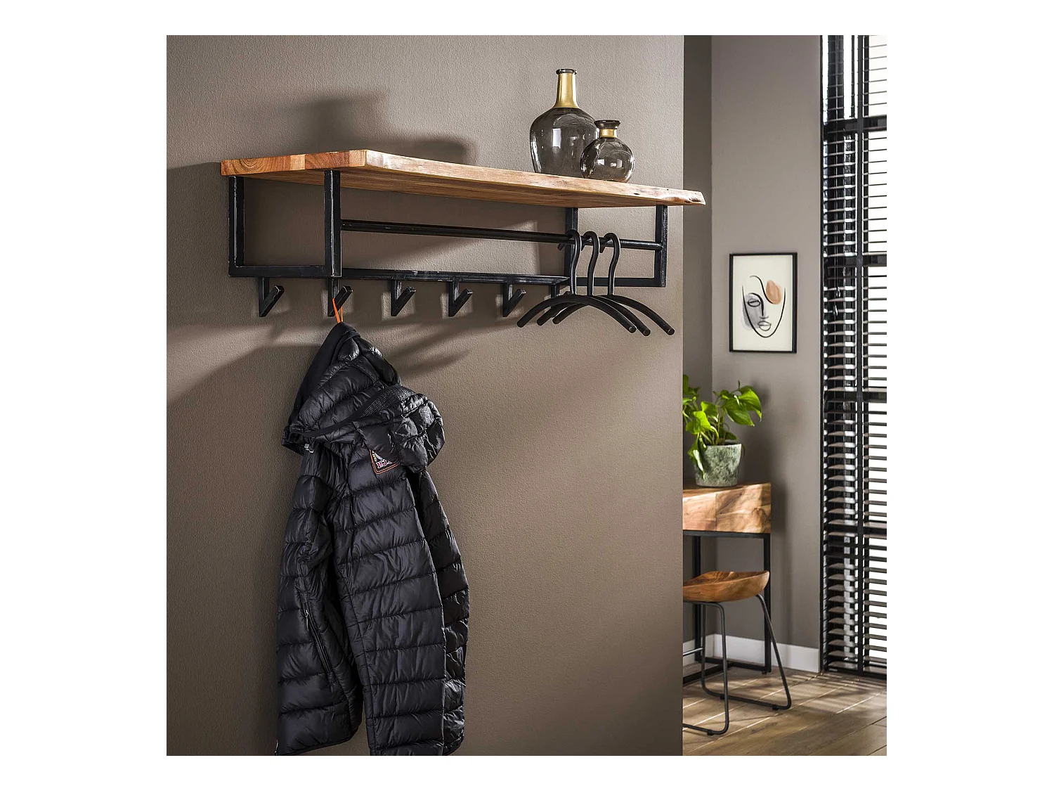 Edge Garderobenständer mit 6 Haken - Grau - Wandgarderobe