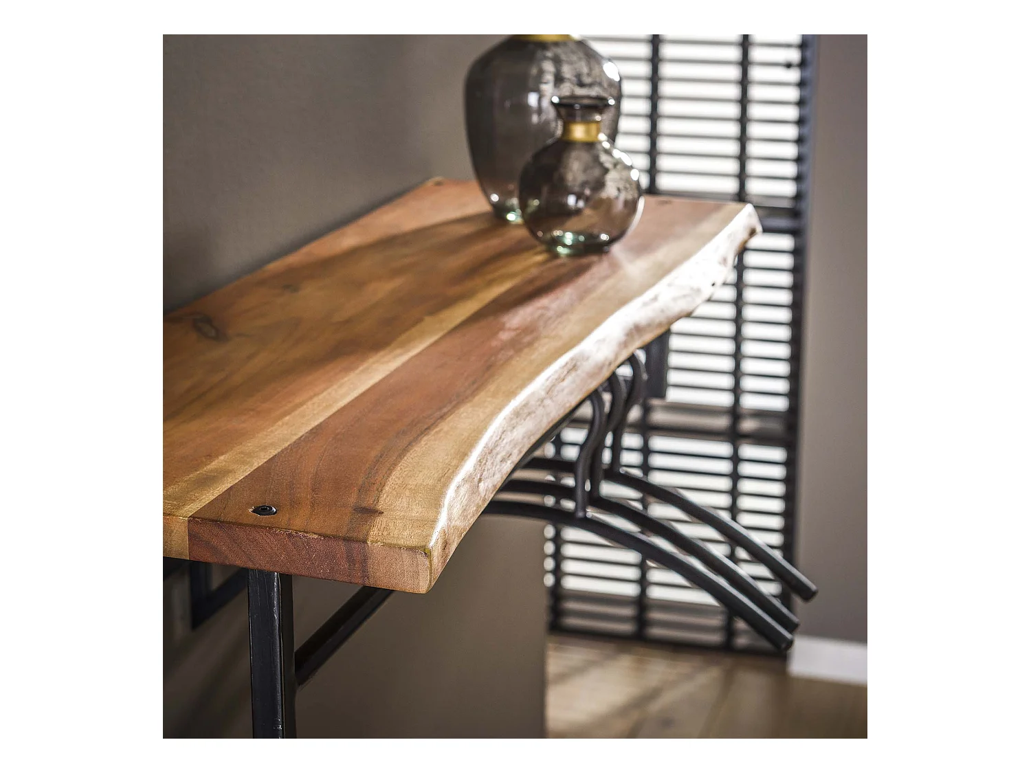 Edge Garderobenständer mit 6 Haken - Grau - Wandgarderobe