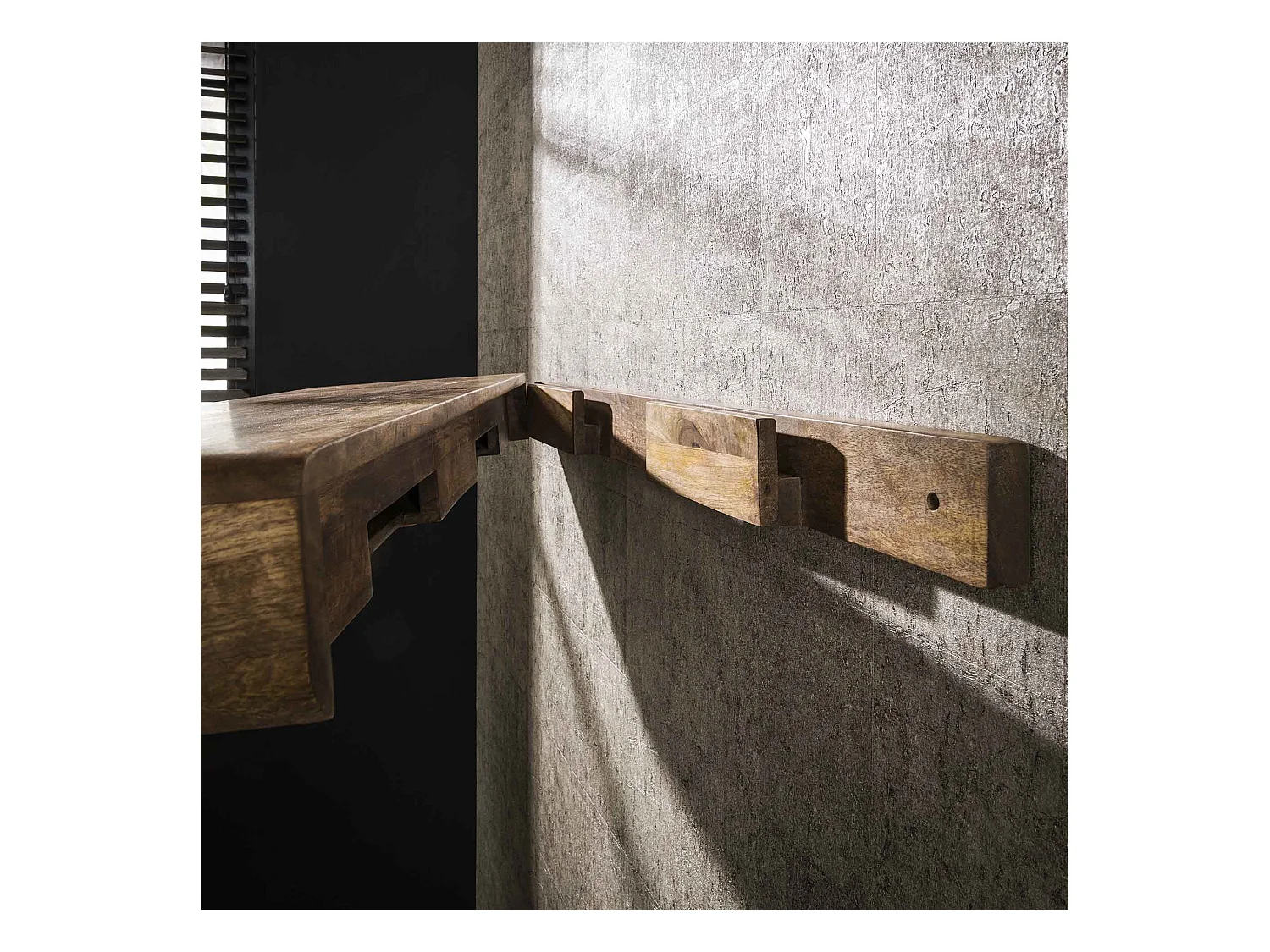 Wandplank Sleek 170cm - Massief Mango Zandkleur