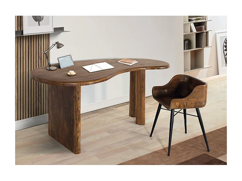 Esstisch im rustikalen Stil aus Teakholz