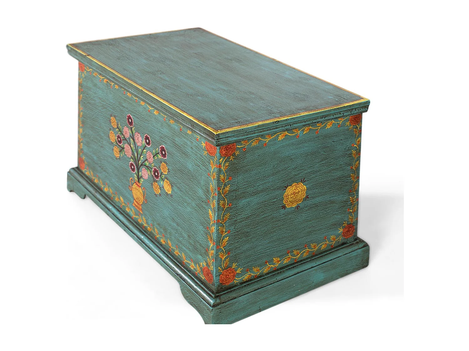 Mangoholztruhe mit handgemalten Details