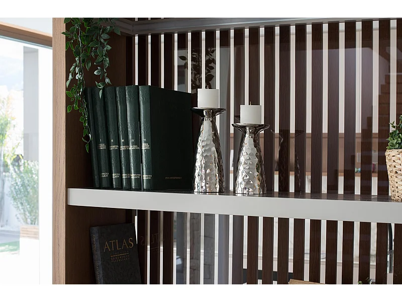 Ensemble de deux chandeliers en aluminium brillant