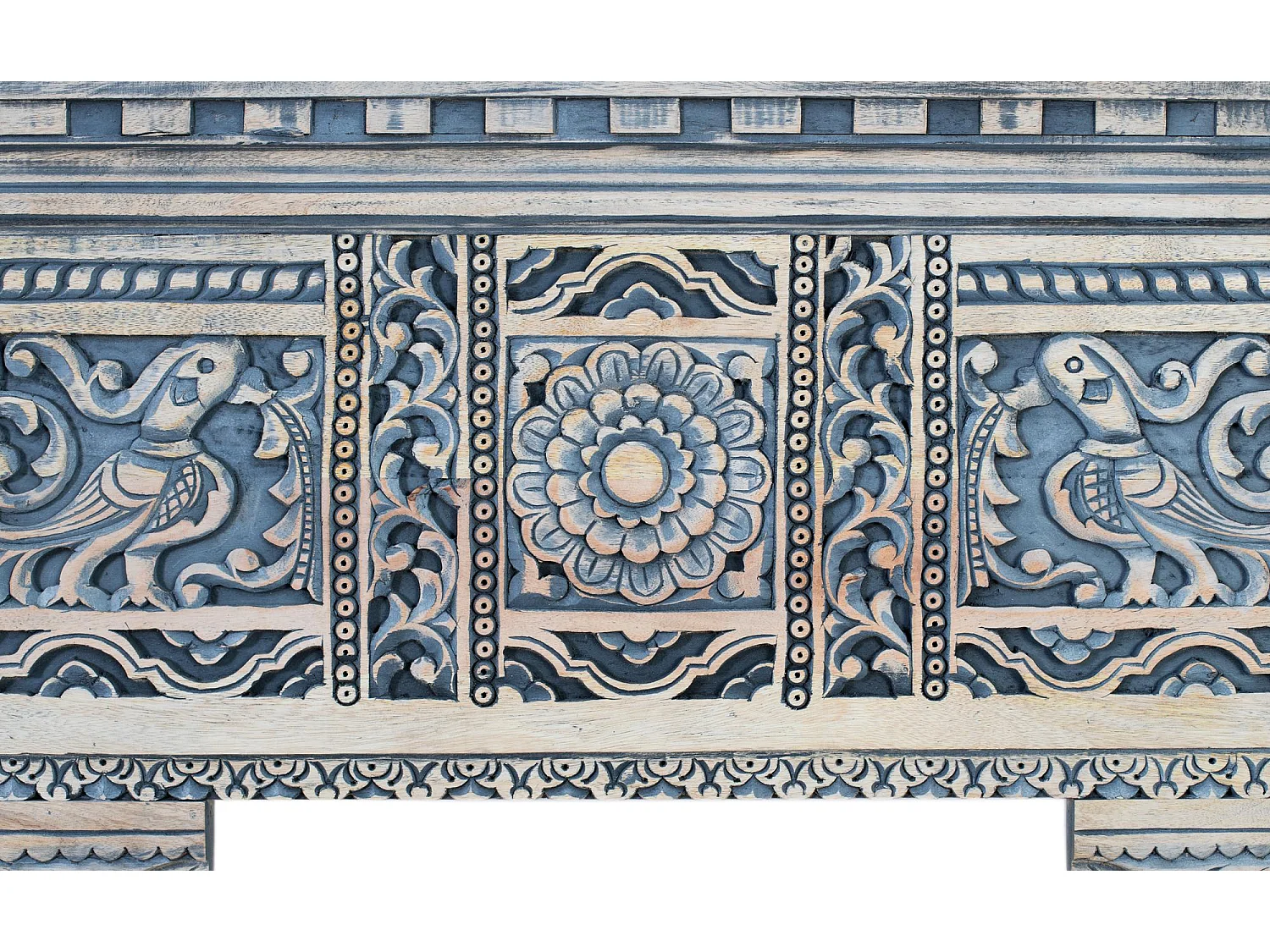 Hall d'entrée en bois de manguier avec colonnes sculptées à la main