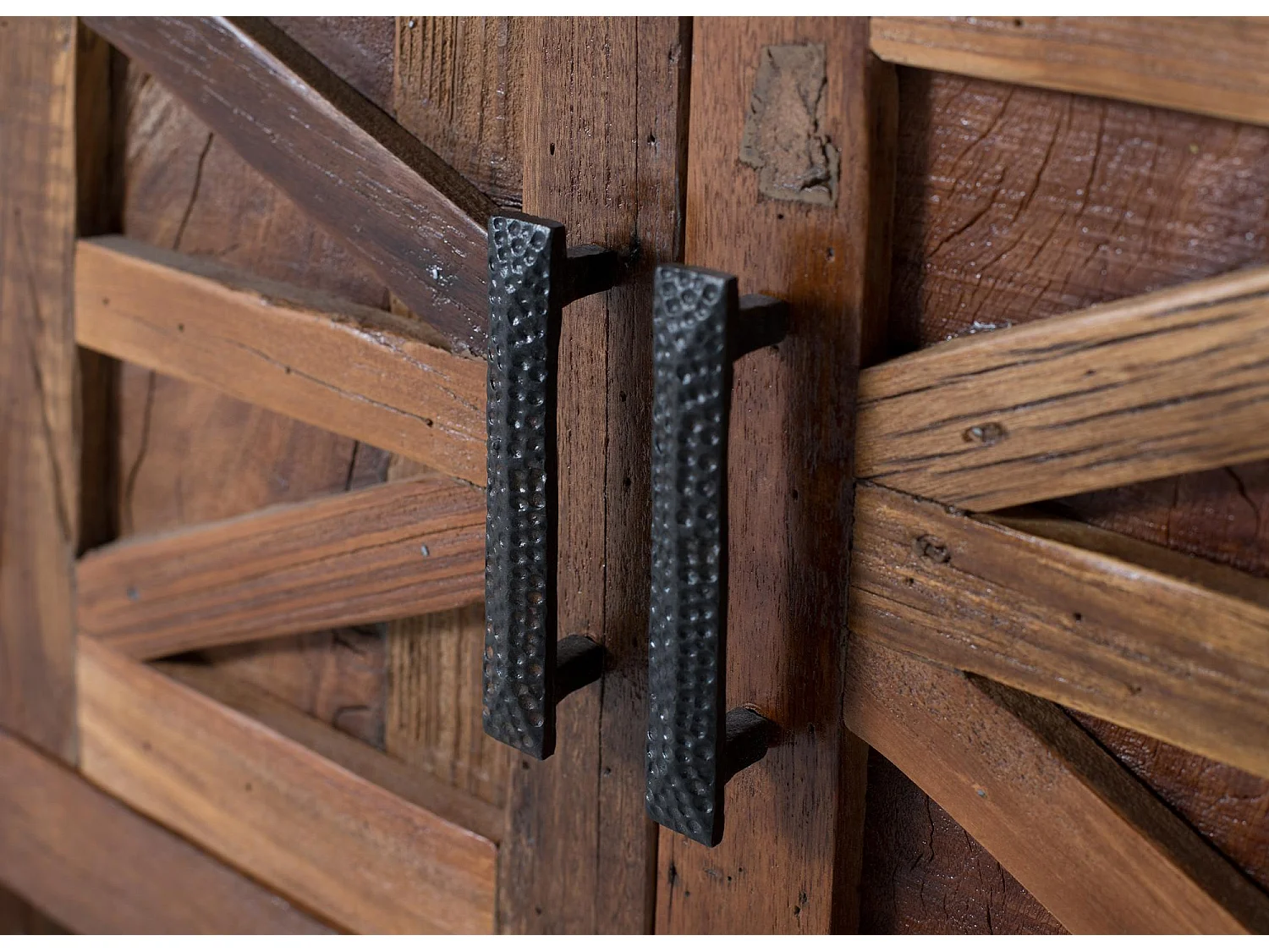 Meuble TV avec 2 portes, 1 tiroir et une niche en bois recyclé