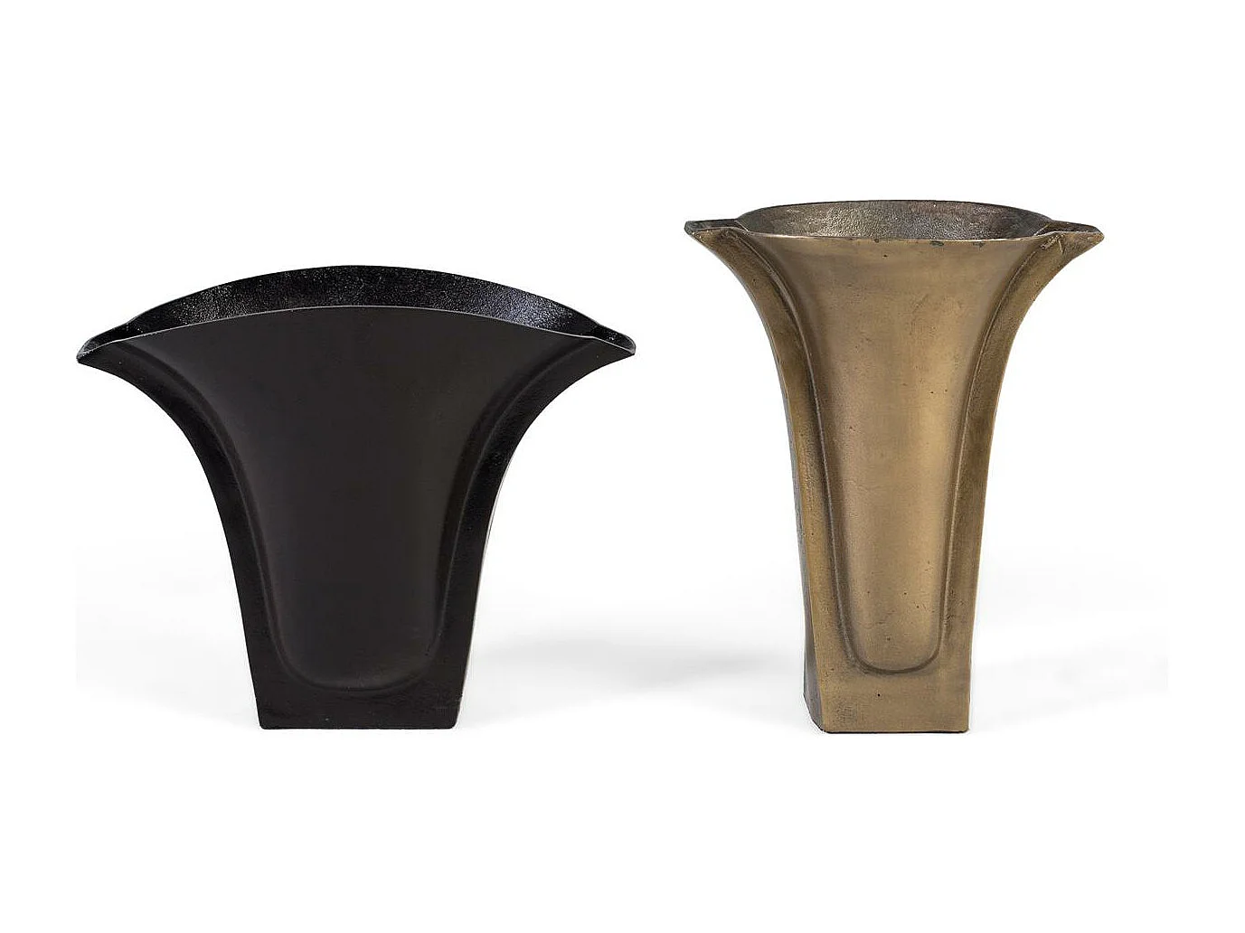 Set de deux vases en aluminium brut