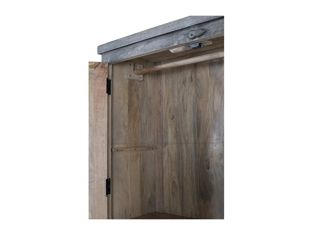Armoire en bois de manguier massif avec beaucoup d'espace