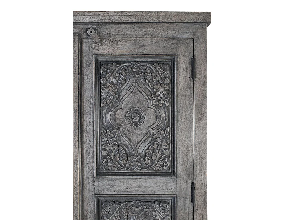 Szafa w masywnym lesie manguier z piękną przestrzenią