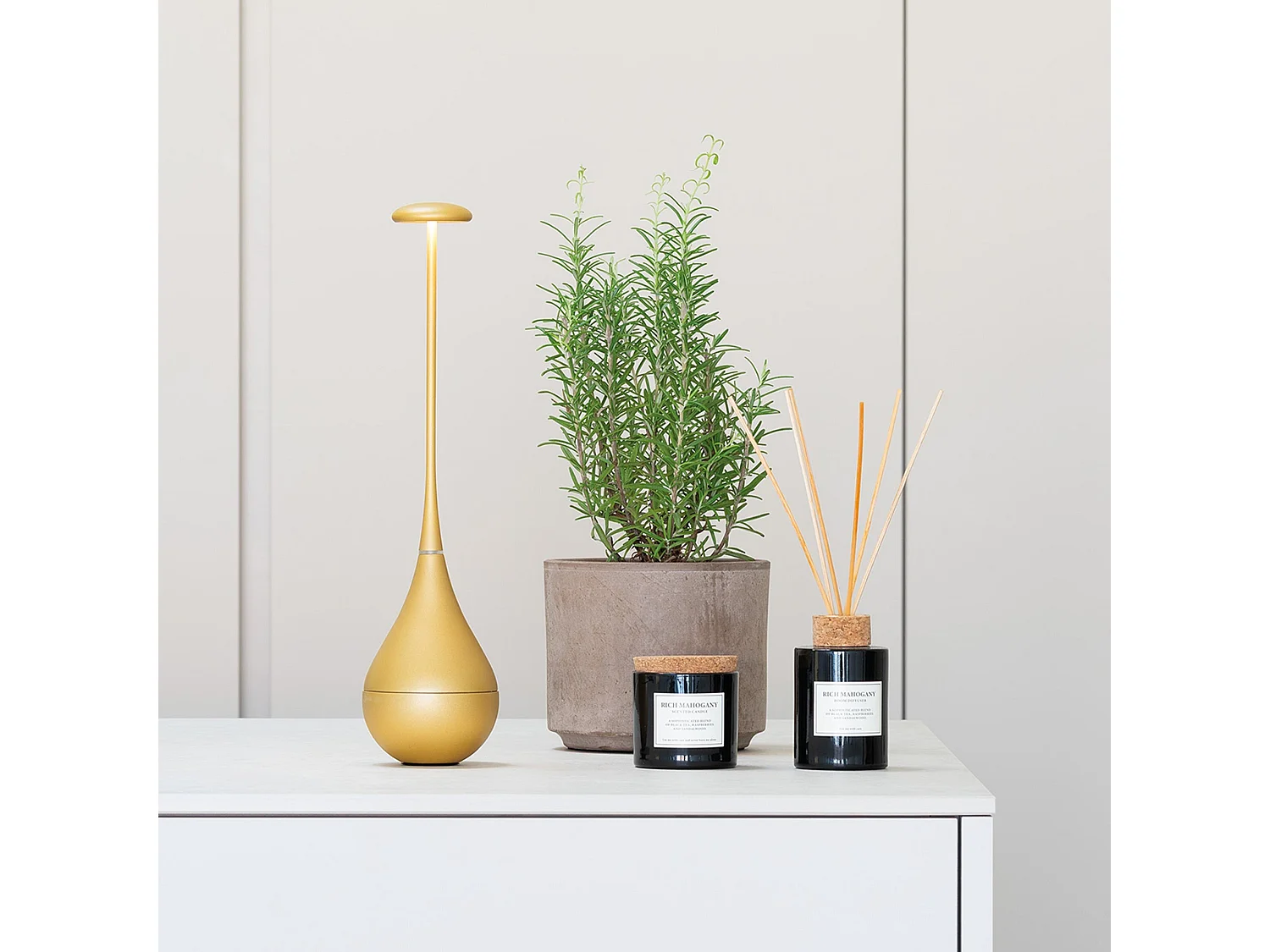 Zafferano Dondolina - Lampe de table LED rechargeable IP65, sans fil, variateur tactile - Design italien, couleur or