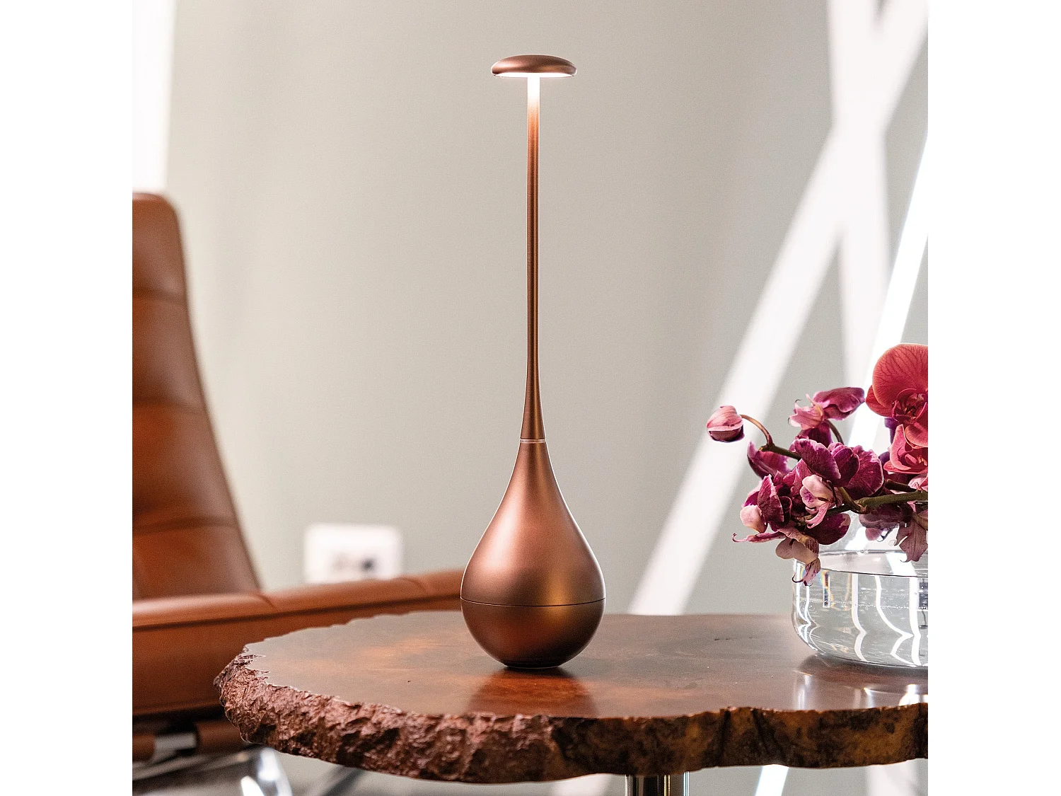 Zafferano Dondolina - Oplaadbare LED-tafellamp IP65, draadloos, touchdimmer - Italiaans design, bronskleur