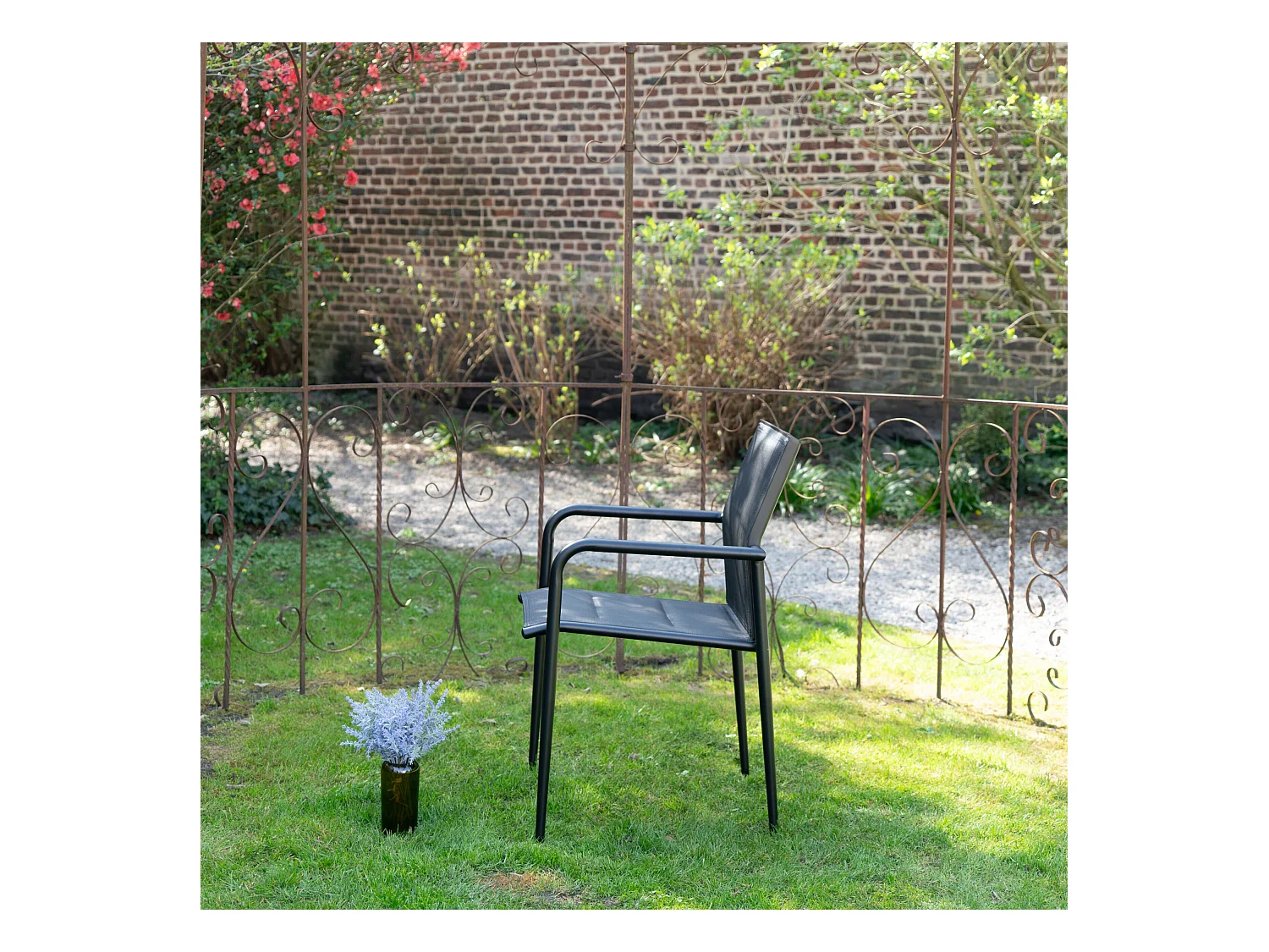 Fauteuil de jardin en textilène avec assise rembourrée Noir MODULO