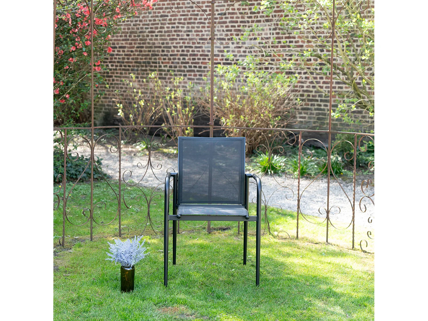 Fauteuil de jardin en textilène avec assise rembourrée Noir MODULO