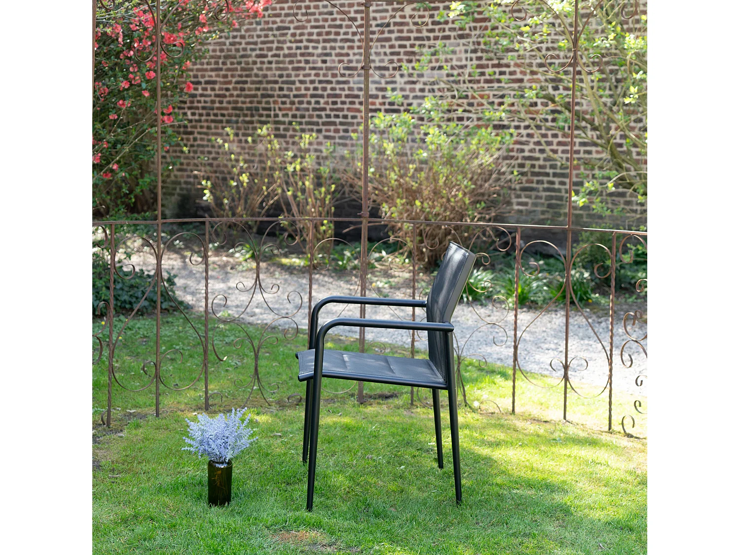 Fauteuil de jardin en textilène avec assise rembourrée Noir MODULO
