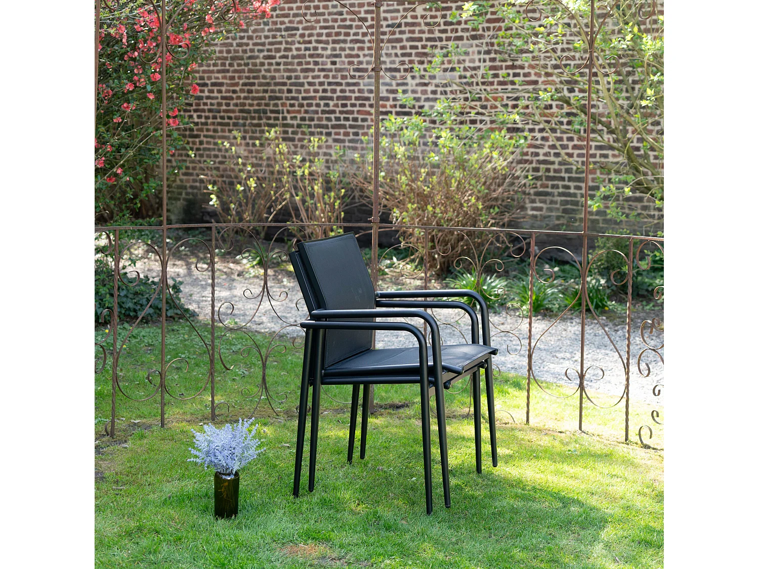 Fauteuil de jardin en textilène avec assise rembourrée Noir MODULO
