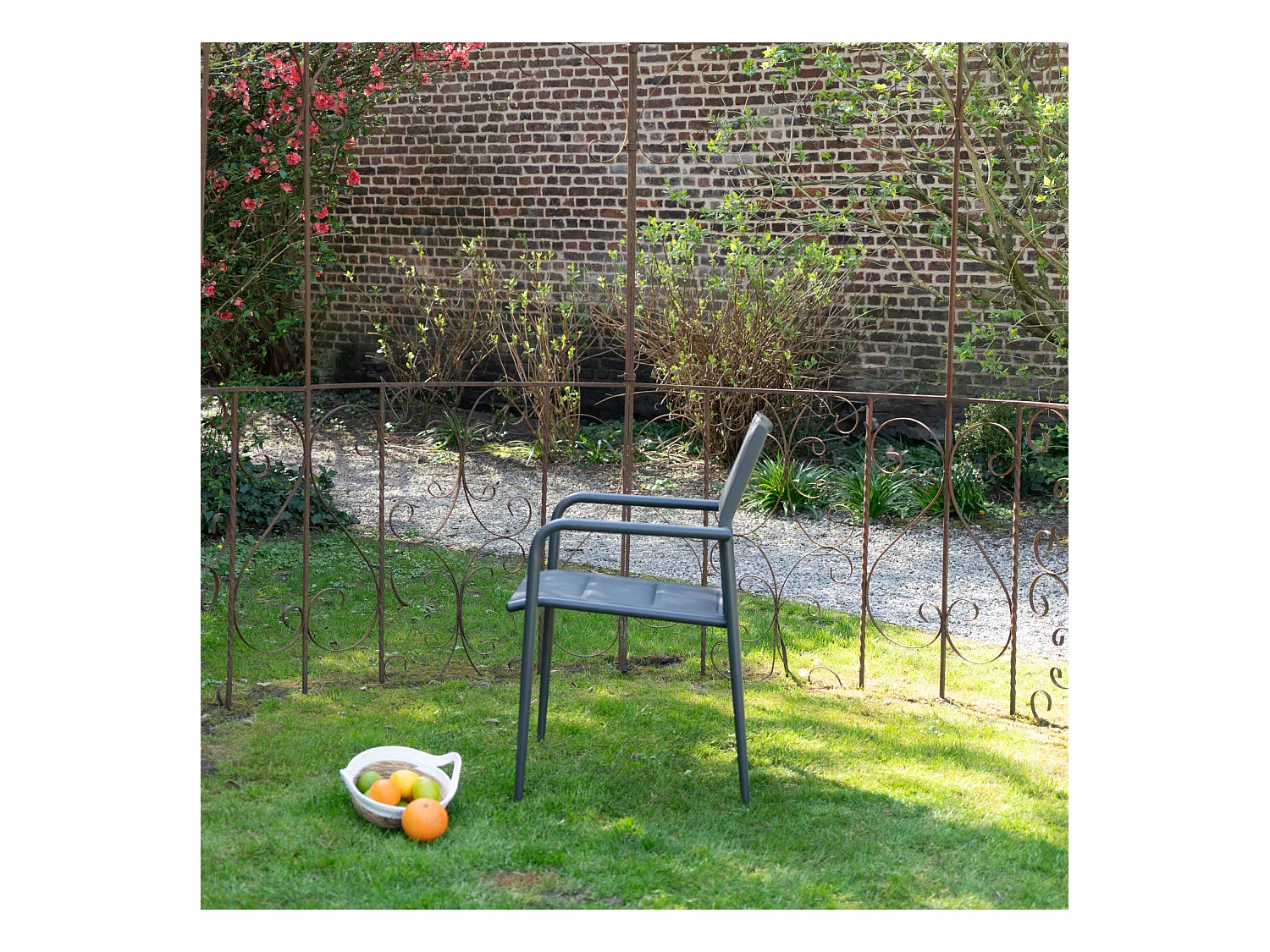 Fauteuil de jardin en textilène avec assise rembourrée Gris MODULO