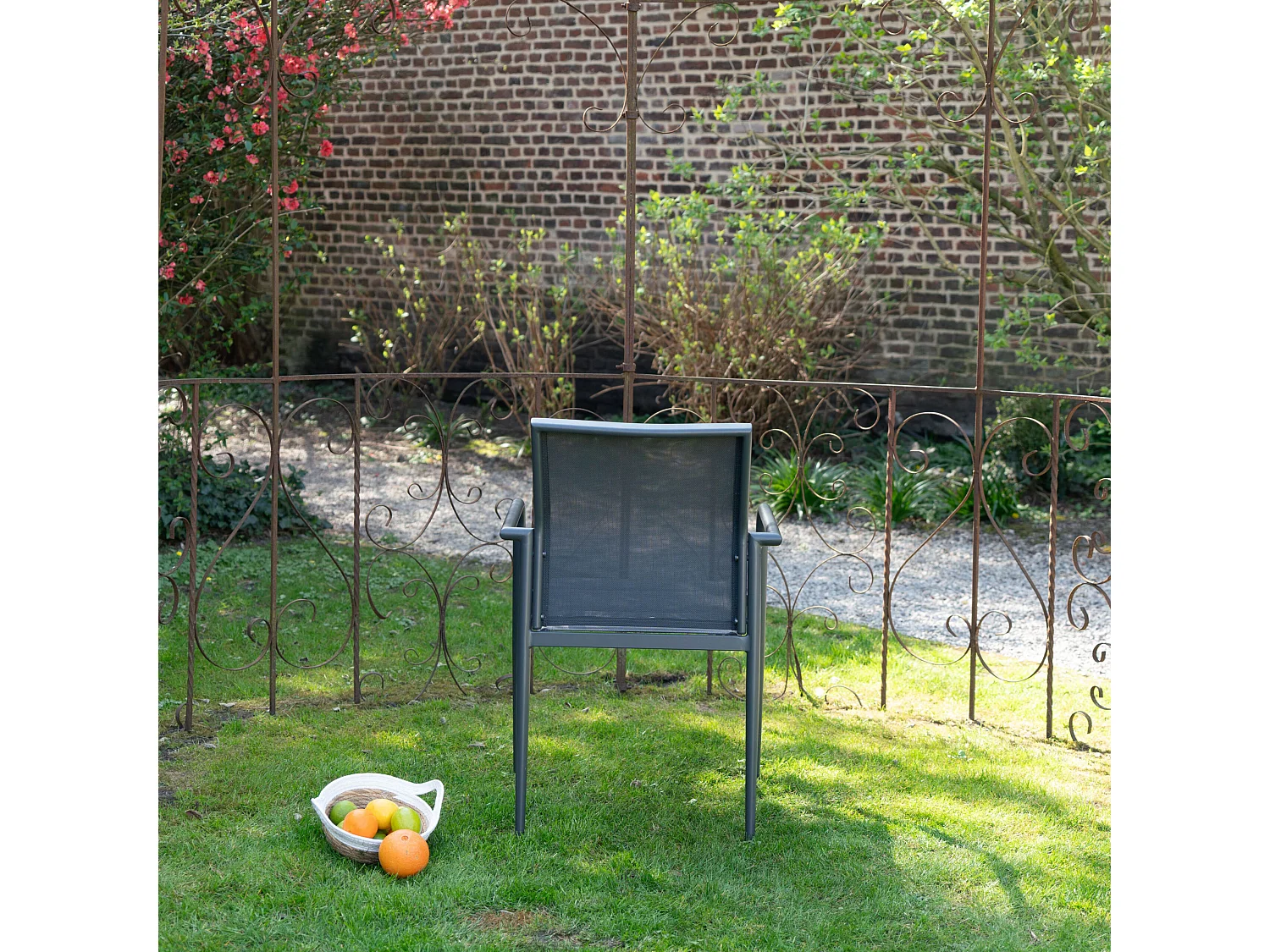 Fauteuil de jardin en textilène avec assise rembourrée Gris MODULO