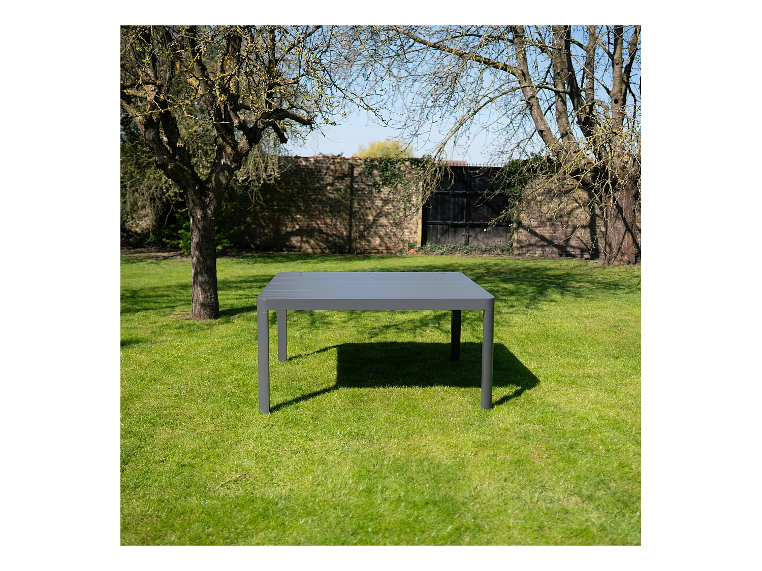 Table de jardin carrée/rectangle 4/8p en full aluminium Gris COMO