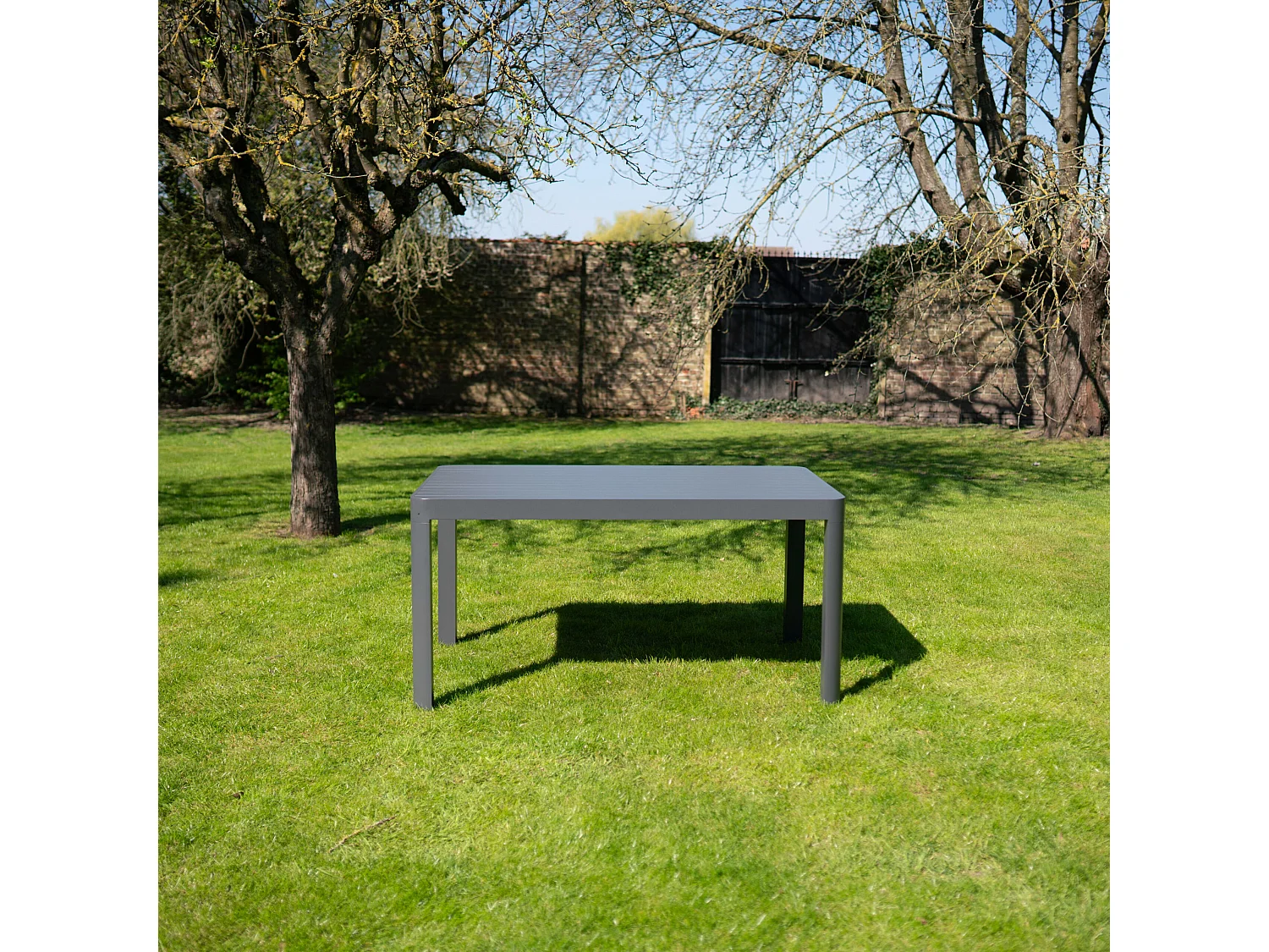Table de jardin carrée/rectangle 4/8p en full aluminium Gris COMO