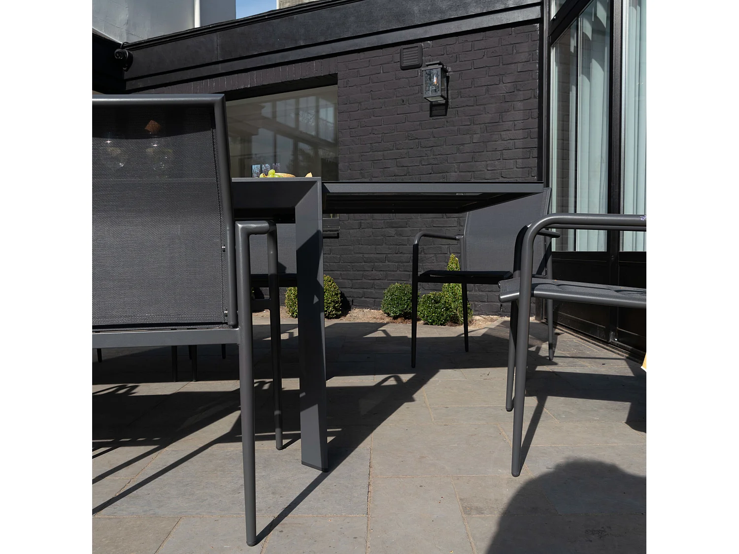 Ensemble 6/10p en aluminium et plateau en verre Gris avec 8 fauteuils MODULO