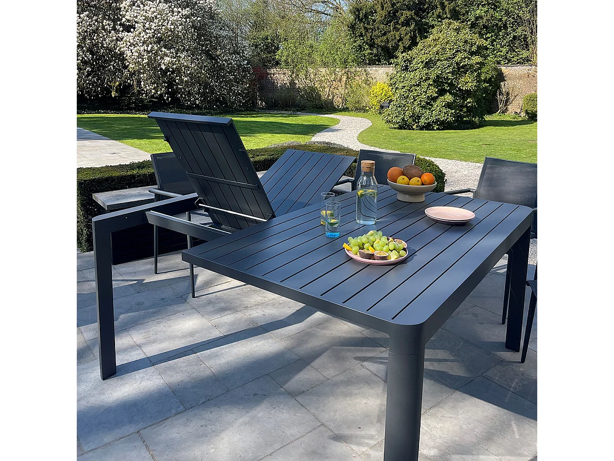 Ensemble de jardin aluminium anthracite 4/8 places extensible COMO