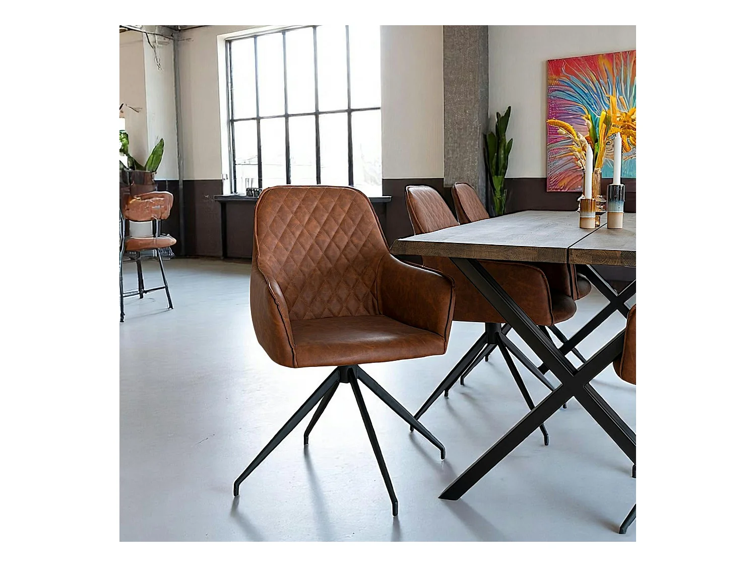 Chaise pivotante marron avec accoudoirs (lot de 2) SAVONE