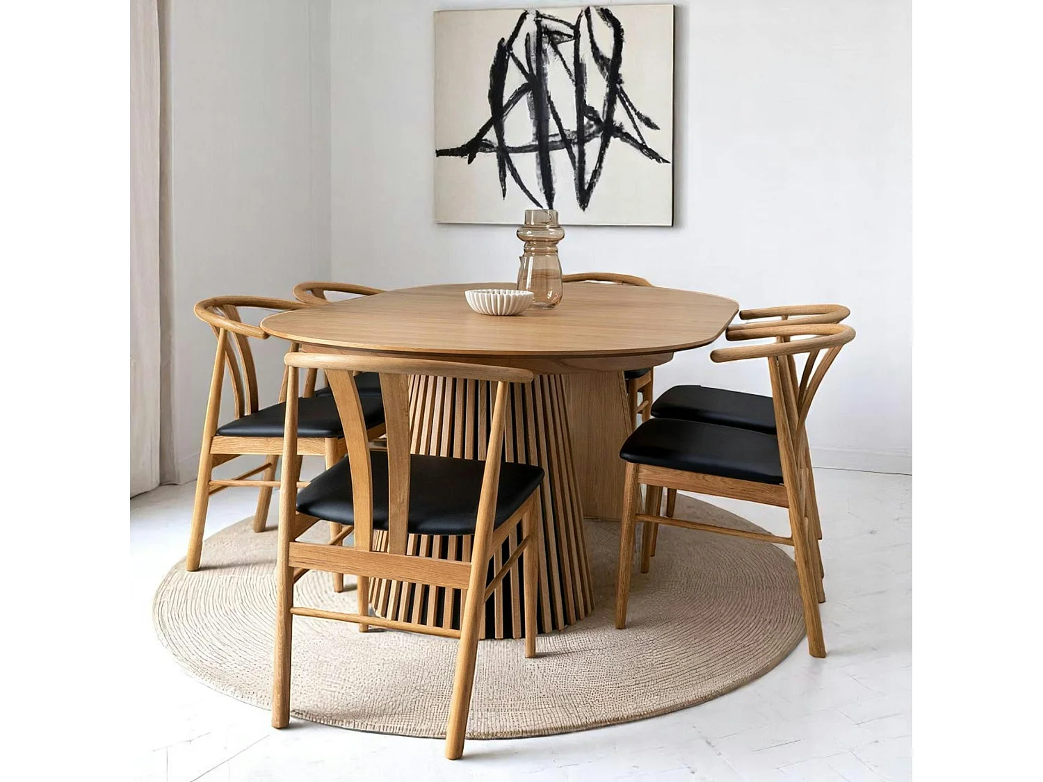Table ronde extensible en chêne clair avec piètement baguette (2 rallonges incluses) ø120 cm / 160 cm / 200 cm AMSTERDAM