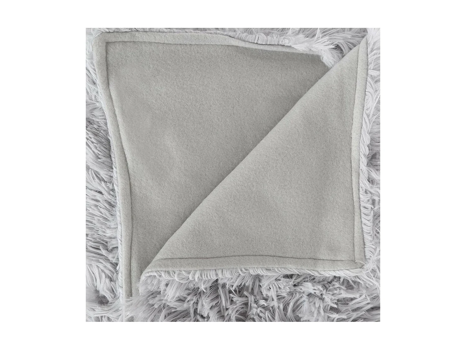 Plaid Gris Fourrure poils longs 120 x 160 cm