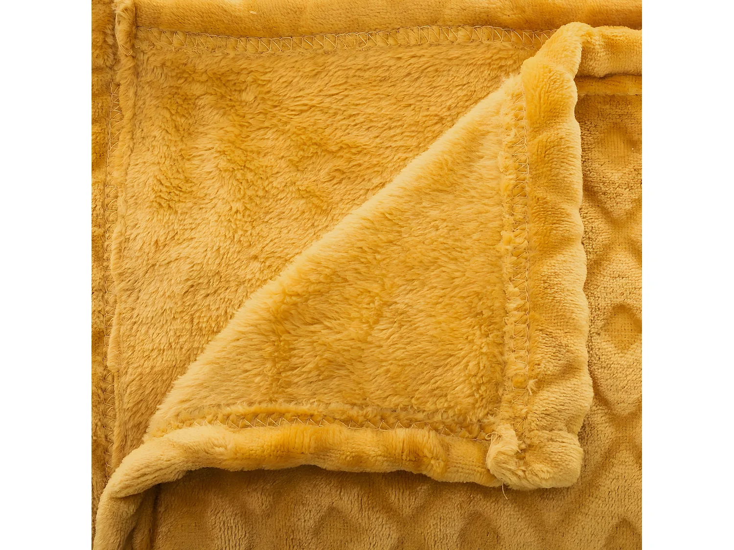 Plaid Ocre motif losange en relief 180 x 230 cm