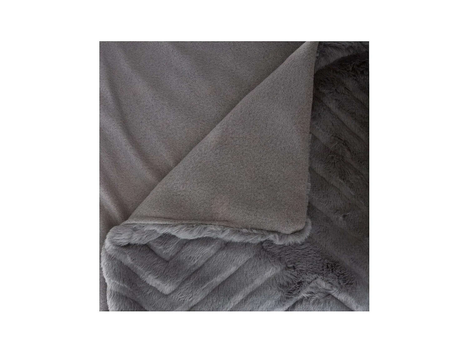 Plaid en Fourrure Gris Foncé motif en relief  120 x 160 cm