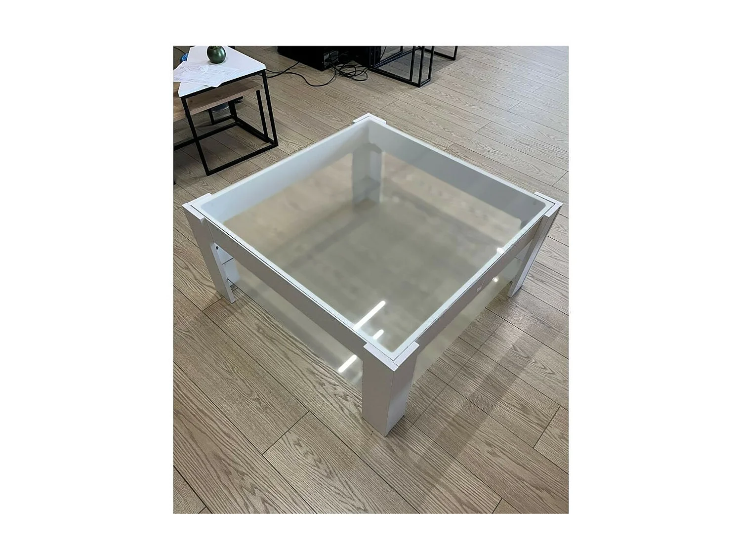 Tavolino da salotto con doppio ripiano in vetro Homy colore bianco