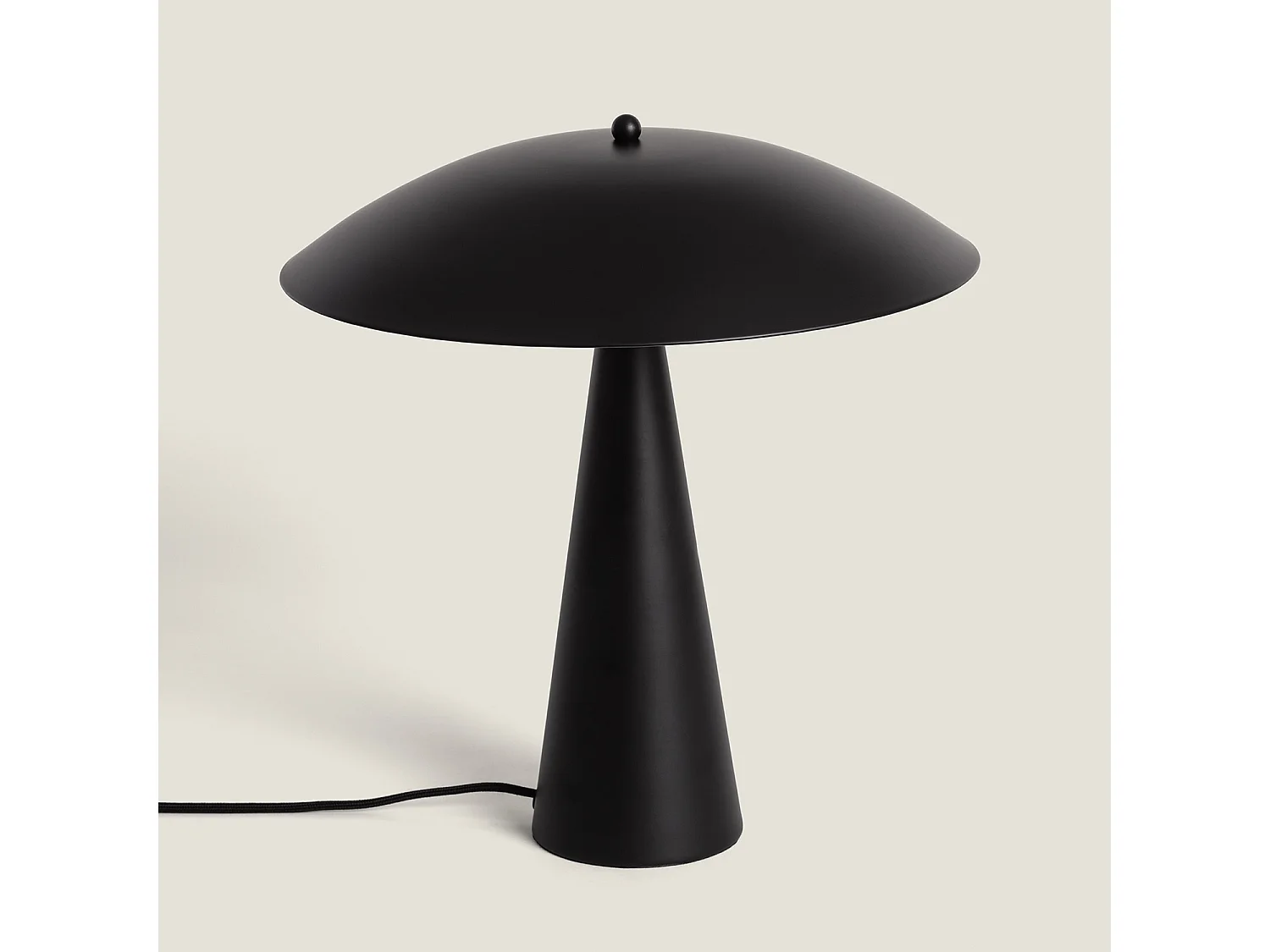 Lámpara de Mesa Metal Irmah Negro