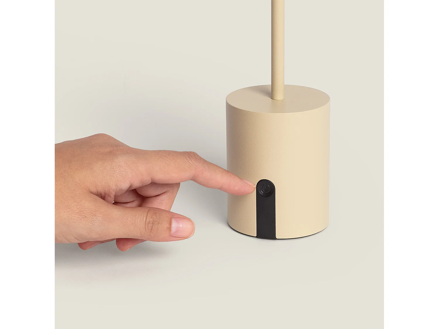 Lampada da Tavolo LED Wireless per Esterni Ula Beige