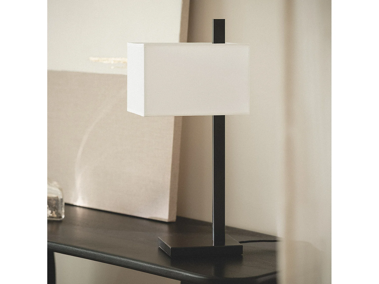 Lampe à Poser Métal et Tissu avec Port USB et Interrupteur Tactile Malena Noir