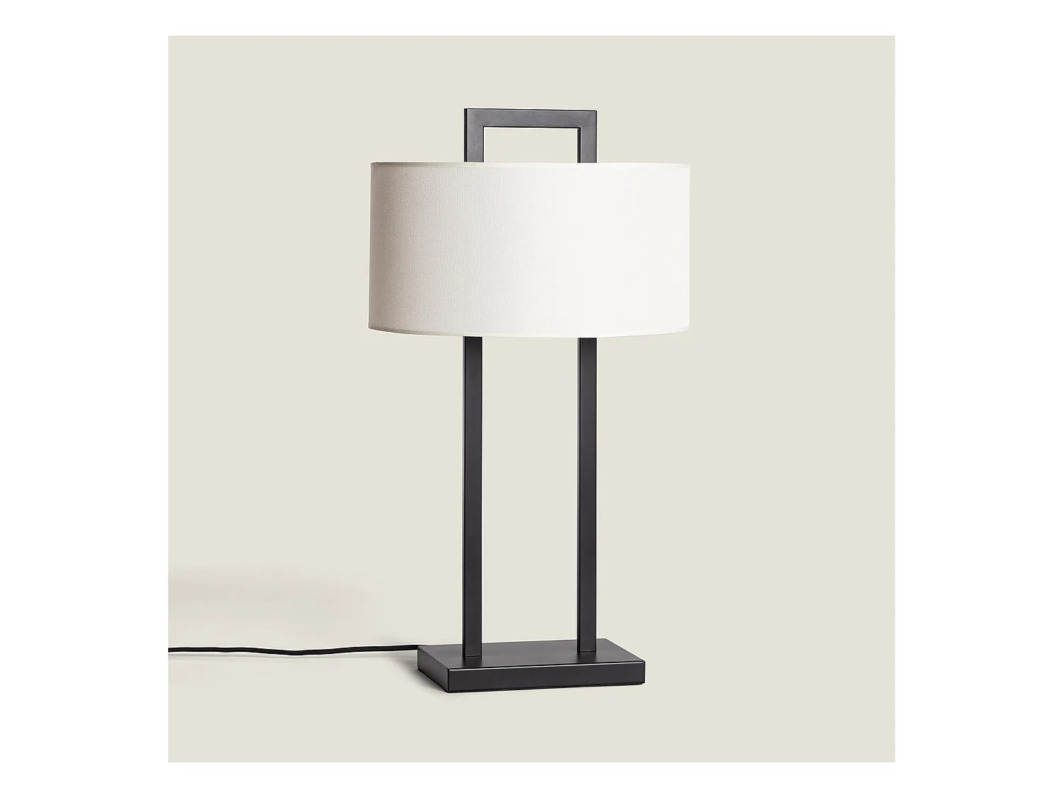 Lámpara de Mesa Metal con Puerto USB e Interruptor Táctil Tianna Negro