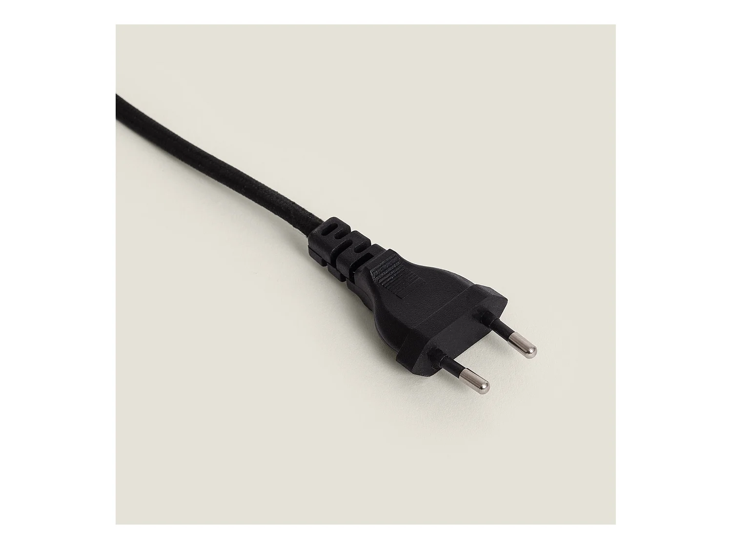 Lámpara de Mesa Metal con Puerto USB e Interruptor Táctil Tianna Negro