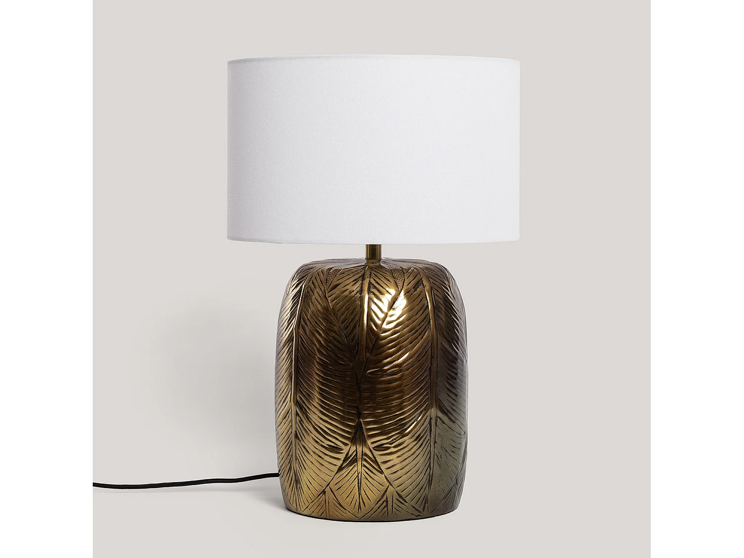 Lampada da Tavolo Alluminio Sahitya ILUZZIA Bianco