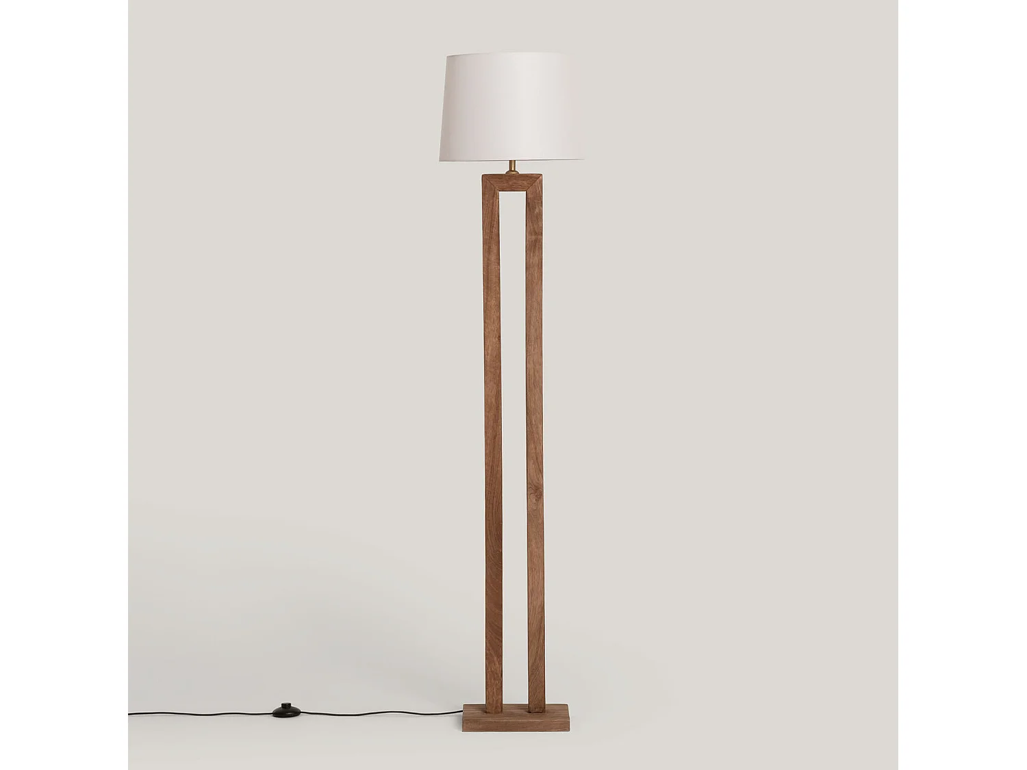 Lámpara de Pie Madera Abner Natural