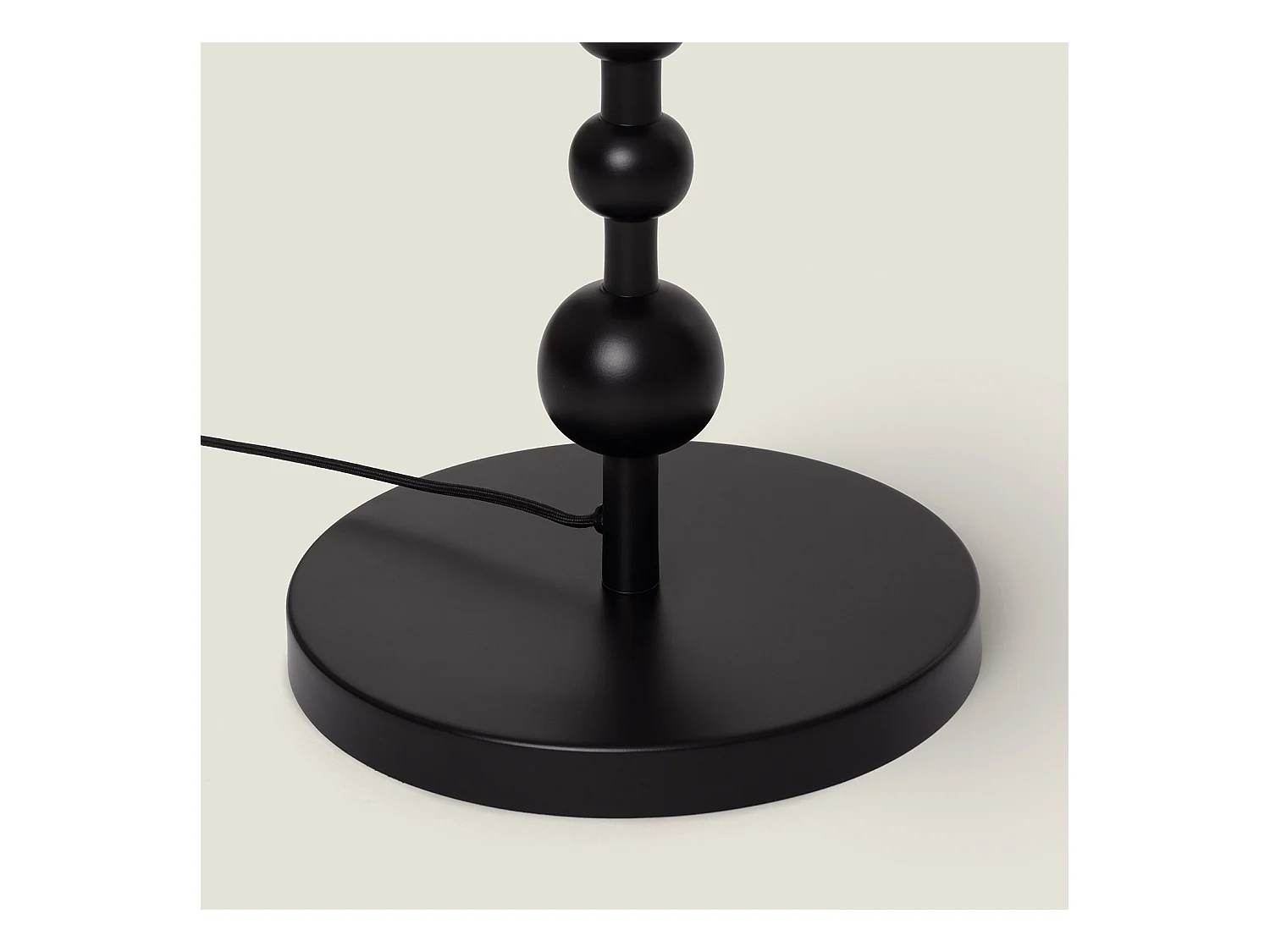 Lámpara de Pie Metal Zunga Negro