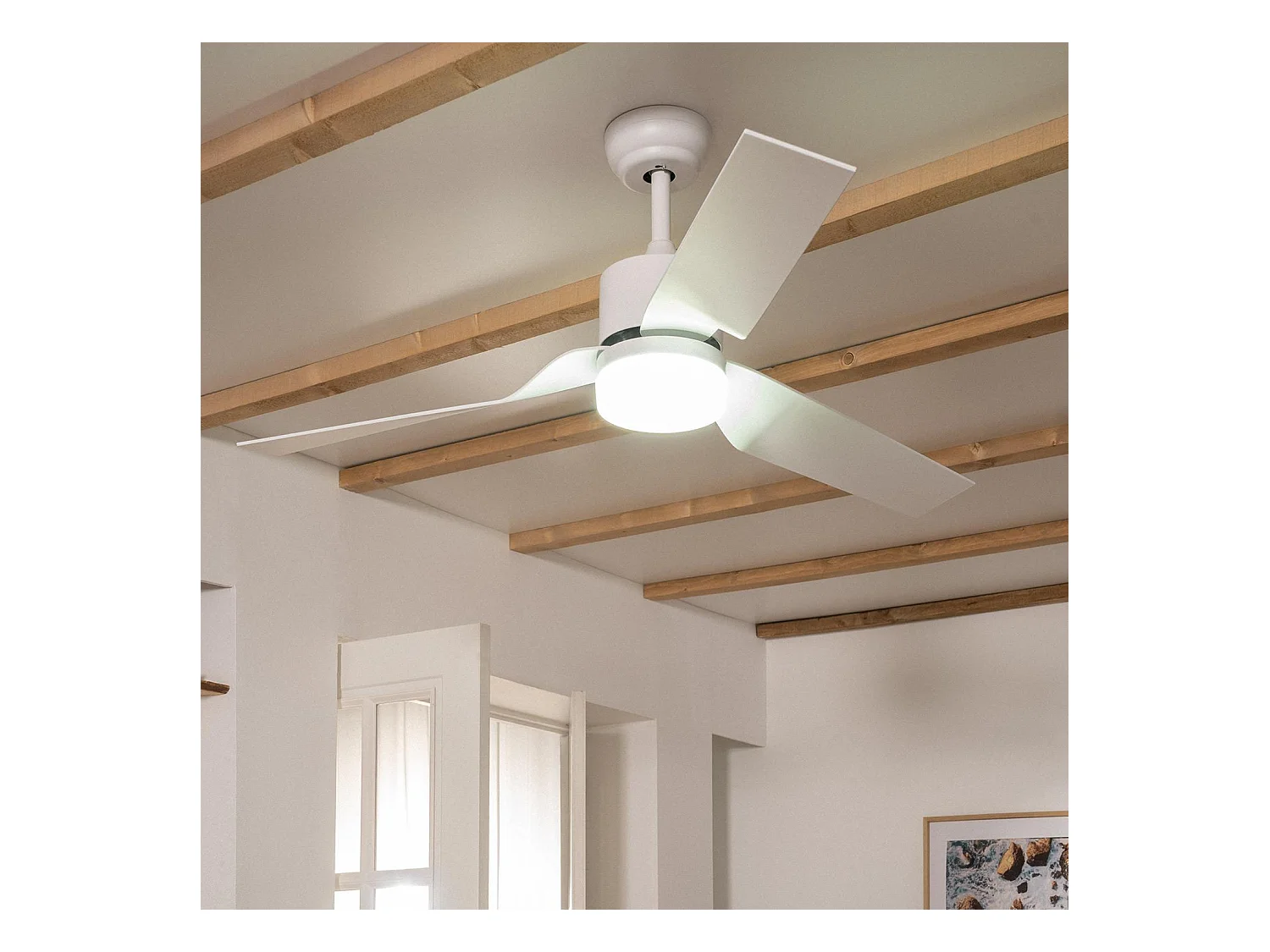 Ventilador de Techo Silencioso Minimal Blanco 132cm Motor DC Blanco Con Luz Mando a Distancia Wifi: True